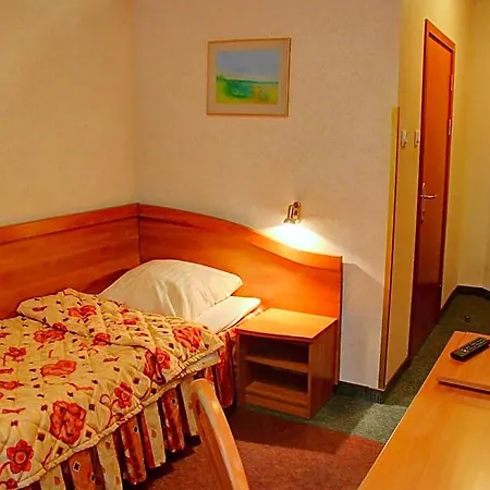 Kama Park Hotel 3*