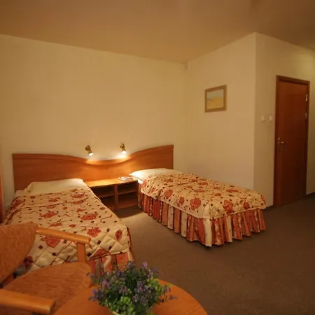 Kama Park Hotel 3*