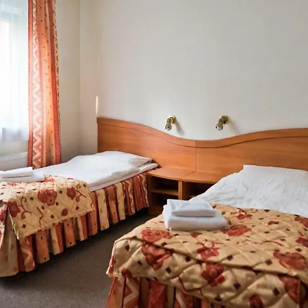 Hotel Kama Park 3*